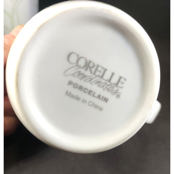 Corelle Coffee Cup Lot Of 4 White Green Floral - Picture 10 of 10